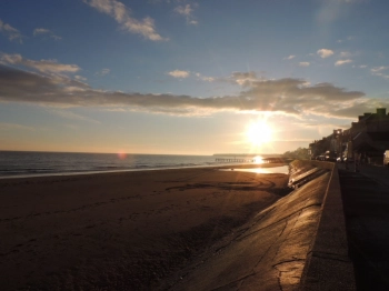   Levée de soleil sur la plage de Grandcamp-Maisy 