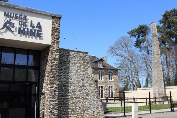 Voir la suite du zoom sur Le Musée de la mine au Molay Littry fait peau neuve !